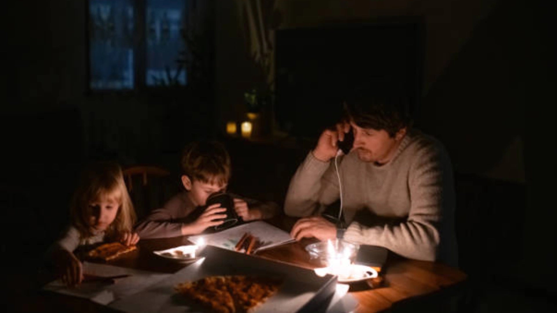 household out of power jjn solar panels